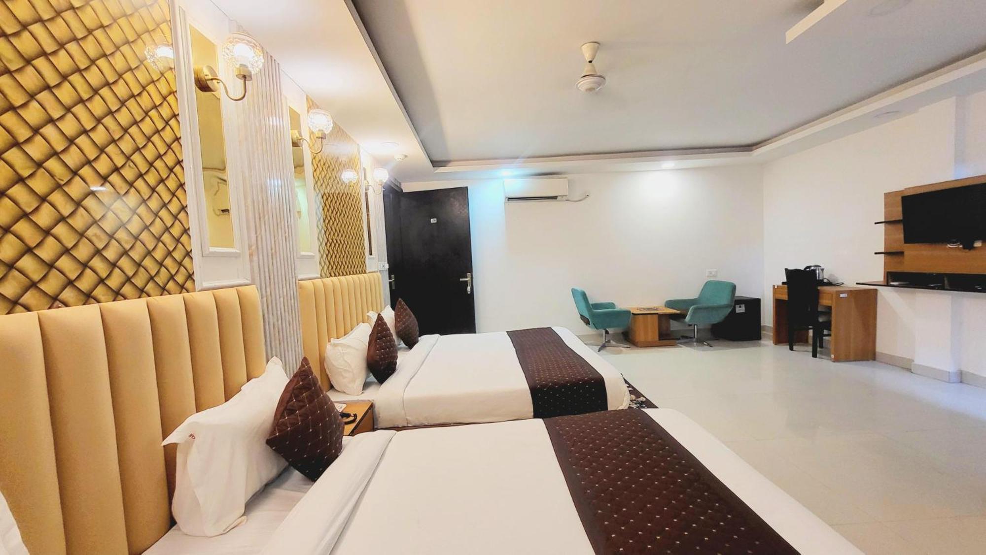 The Glory Suites Near Igi Airport New Delhi Exterior photo