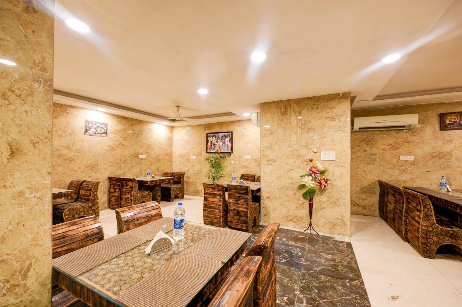 The Glory Suites Near Igi Airport New Delhi Exterior photo